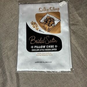 Vintage Simply Bridal Satin Pillow Queen Size Case (1 case only) NIP